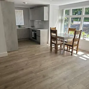 Spacious 2 Bedroom Flat Apartment Cambridge (Cambridgeshire)